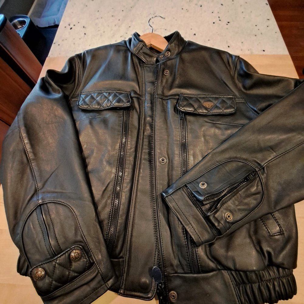 Vintage Ladies Large, Leather SZ 40 motorcycle Jacket. Belstaff style .  25 year